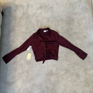 Wilfred
Tie-Front Satin Blouse